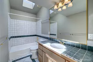 9942 Rainier Ave S, Seattle, WA 98118 - Photo 17