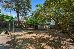 4815 S Holly St, Seattle, WA 98118 - Photo 17