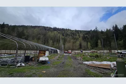 5898 Mt Baker Highway, Deming, WA 98244 - Photo 17