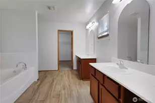 9914 195th Ave E, Bonney Lake, WA 98391 - Photo 31