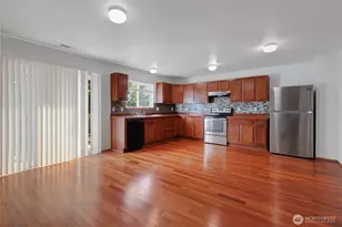 9914 195th Ave E, Bonney Lake, WA 98391 - Photo 13