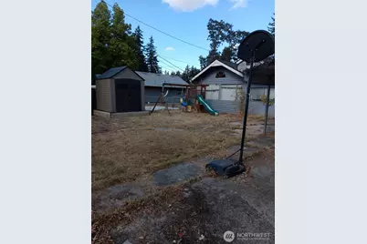 8605 Maple Street SW, Lakewood, WA 98498 - Photo 3
