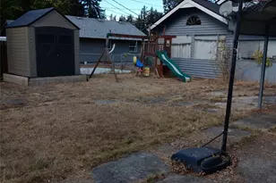 8605 Maple St SW, Lakewood, WA 98498 - Photo 3