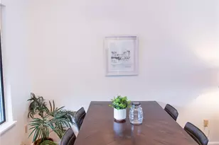 2562 Thorndyke Ave W, Seattle, WA 98199 - Photo 7