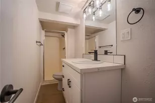 909 Fir St NE, Olympia, WA 98506 - Photo 13