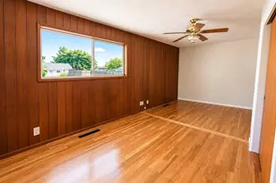216 Caspers St, Edmonds, WA 98020 - Photo 9