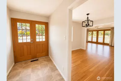 216 Caspers Street, Edmonds, WA 98020 - Photo 3
