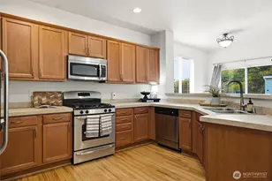 16403 22nd St E, Lake Tapps, WA 98391 - Photo 9
