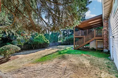 8621 Vistarama Avenue, Everett, WA 98208 - Photo 29