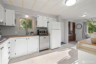 1494 Van Wyck Rd, Bellingham, WA 98226 - Photo 11