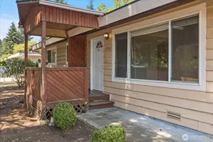 2352 N 188th St, Shoreline, WA 98133 - Photo 3