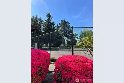 10628 Glen Acres Dr S, Seattle, WA 98168 - Photo 29