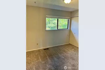 10628 Glen Acres Dr S, Seattle, WA 98168 - Photo 21