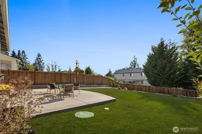 7881 198th Avenue Pl E, Bonney Lake, WA 98391 - Photo 33