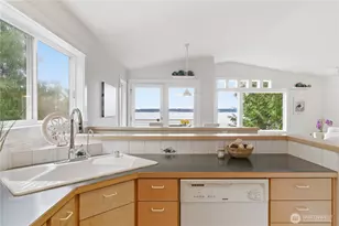 610 Tala Shore Dr, Port Ludlow, WA 98365 - Photo 21