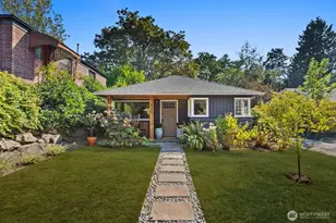 4311 NE 55th St, Seattle, WA 98105 - Photo 3