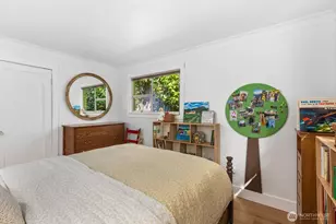 4311 NE 55th St, Seattle, WA 98105 - Photo 17