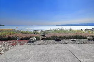 870 Livingston Bay Shore Dr, Camano Island, WA 98282 - Photo 19