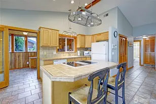 870 Livingston Bay Shore Dr, Camano Island, WA 98282 - Photo 13