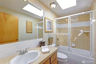 870 Livingston Bay Shore Dr, Camano Island, WA 98282 - Photo 29