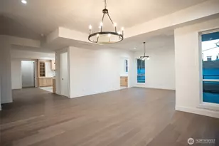 917 N 30th St, Renton, WA 98056 - Photo 3