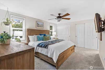 2053 E Beaver Lake Drive SE, Sammamish, WA 98075 - Photo 25