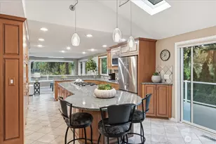 2053 E Beaver Lake Dr SE, Sammamish, WA 98075 - Photo 21
