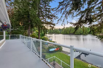 2053 E Beaver Lake Drive SE, Sammamish, WA 98075 - Photo 7
