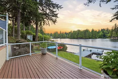 2053 E Beaver Lake Drive SE, Sammamish, WA 98075 - Photo 9