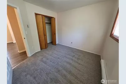 3382 Nebraska Street, Longview, WA 98632 - Photo 9