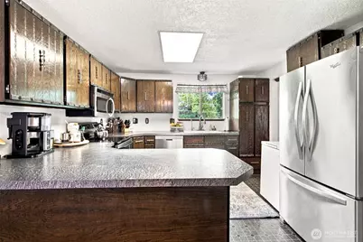 6087 Sunset Ave NE, Bremerton, WA 98311 - Photo 15