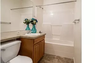 13000 Admiralty Way, Everett, WA 98204 - Photo 11