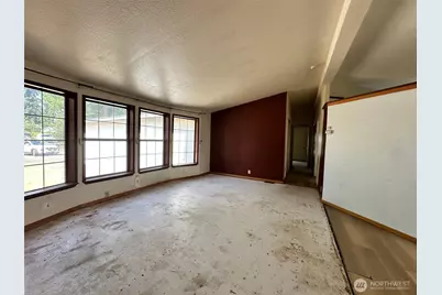 13613 Cedar Cir E, Bonney Lake, WA 98391 - Photo 5
