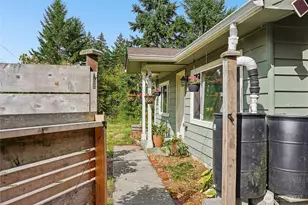 6605 Sidney Rd SW, Port Orchard, WA 98367 - Photo 3