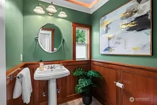 324 27th Ave E, Seattle, WA 98112 - Photo 11