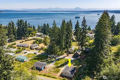 6888 Helena Street, Clinton, WA 98236 - Photo 3