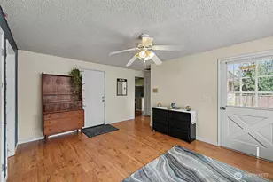 8718 107th St E, Puyallup, WA 98373 - Photo 17