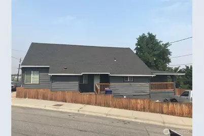 541 Walker Avenue, Wenatchee, WA 98801 - Photo 1