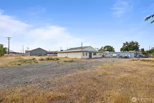 209 N Washington St, Kennewick, WA 99336 - Photo 1