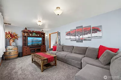 202 E Street SW, Auburn, WA 98001 - Photo 5