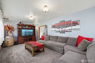 202 E St SW, Auburn, WA 98001 - Photo 5