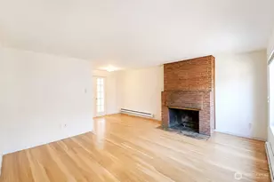 9208 Ashworth Ave N, Seattle, WA 98103 - Photo 5