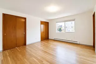 9208 Ashworth Ave N, Seattle, WA 98103 - Photo 9