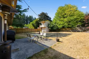 20901 116th St E, Bonney Lake, WA 98391 - Photo 5