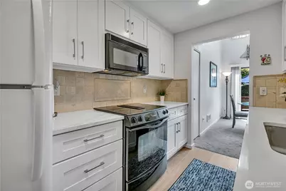 22352 6th Avenue S #2, Des Moines, WA 98198 - Photo 19