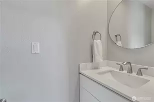 22352 6th Ave S, Des Moines, WA 98198 - Photo 21