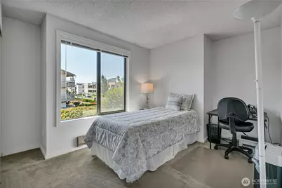 22352 6th Avenue S #2, Des Moines, WA 98198 - Photo 31