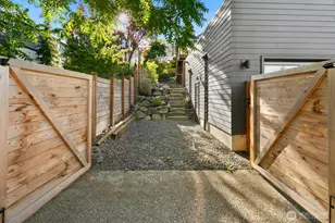 3228 35th Ave W, Seattle, WA 98199 - Photo 33