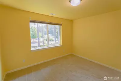 208 Ilwaco Place SE, Renton, WA 98059 - Photo 31