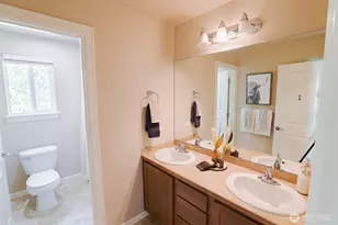 208 Ilwaco Pl SE, Renton, WA 98059 - Photo 27